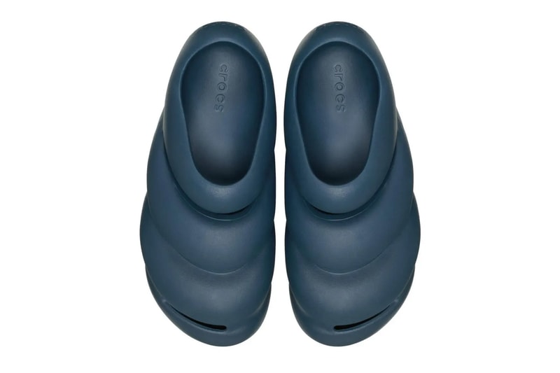 Crocs The Roy "Nightfall" 213756-48L Release Info slip on model crocs shoes