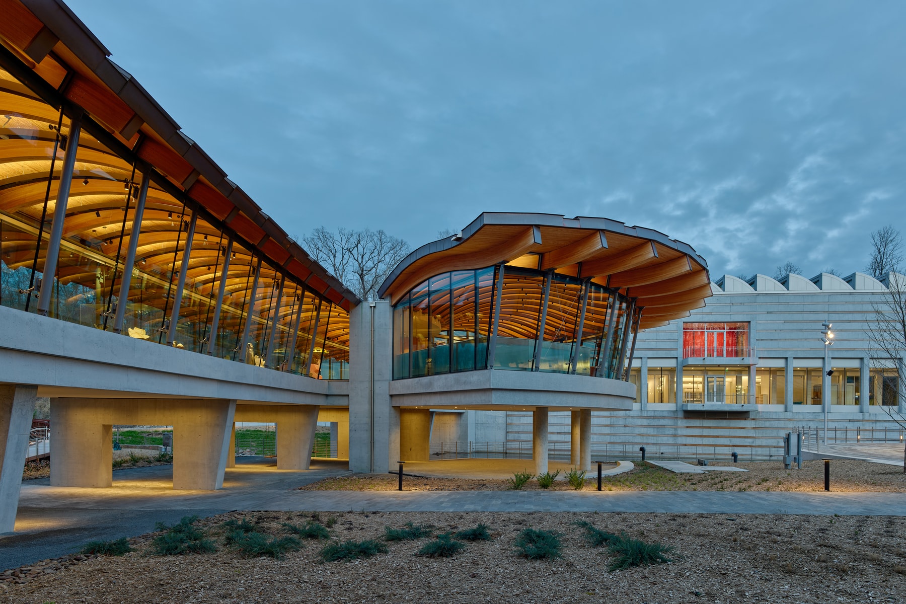 crystal bridges museum bentonville arkansas contemporary art