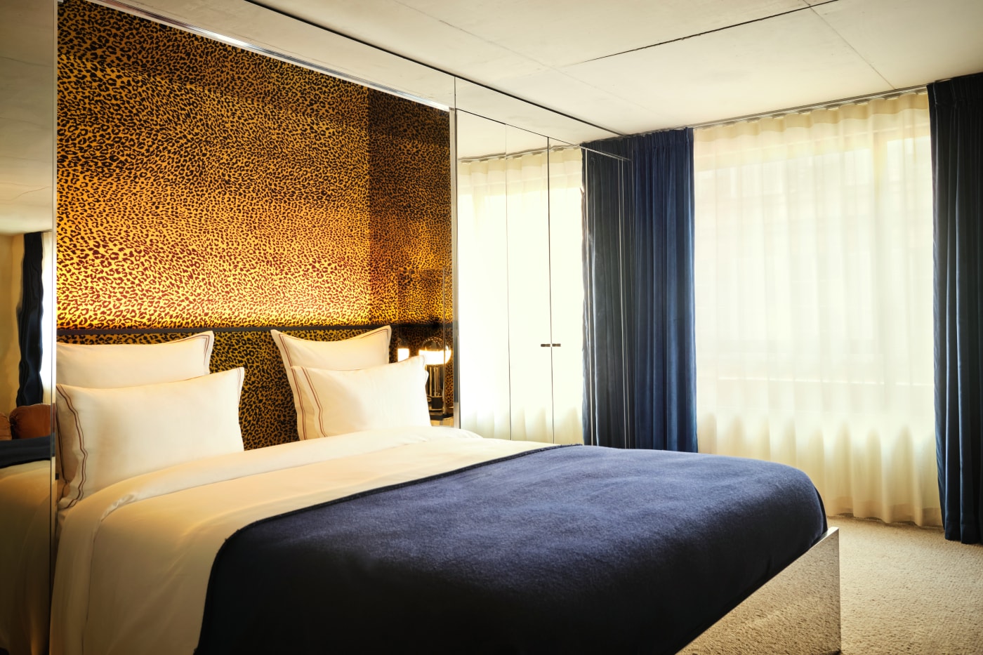 Studio KO Hôtel Bus Palladium Paris Interiors L'Œil de KO 
