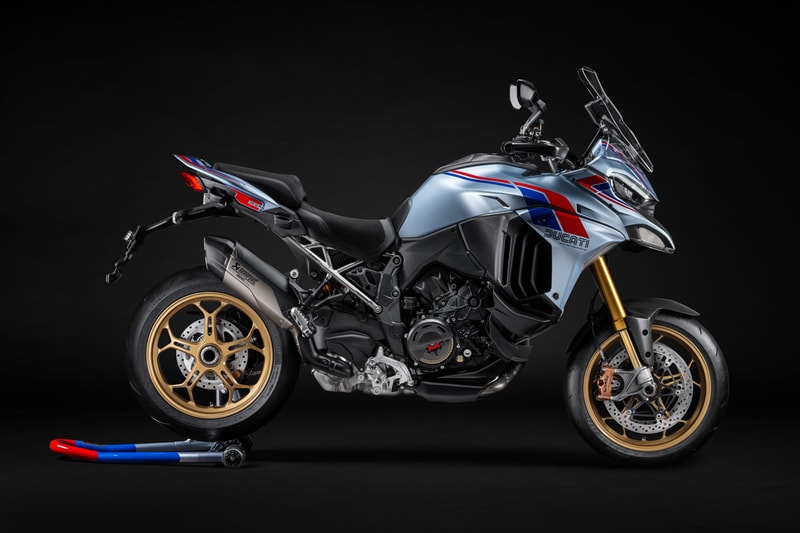 Ducati collezione 100 anniversary helmets jackets century motorcycles bikes 750 Imola Desmo, 750 Super Sport Desmo Streetfighter V4 S 100 XDiavel V4 100 Diavel V4 RS 100 Multistrada V4 RS 100 Hypermotard V2 SP 100