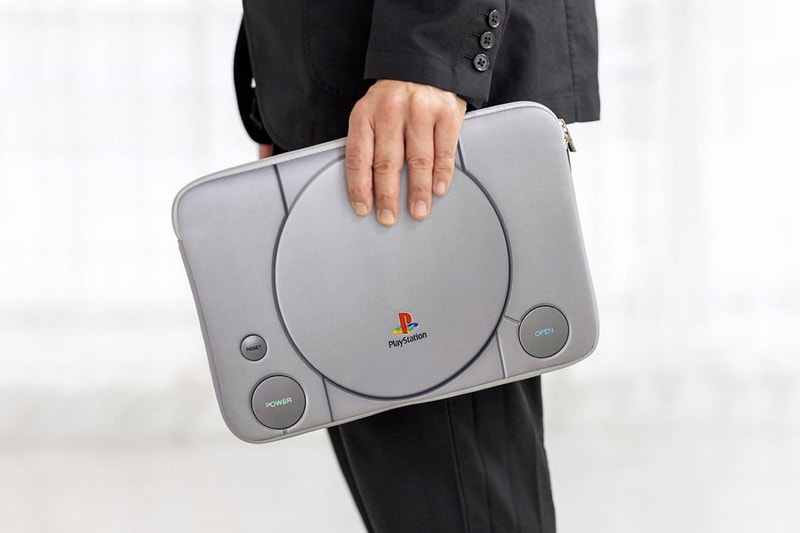  Sony Japan Takarajimasha PlayStation 1 First Model Multi Cushion Case BOOK Release Info