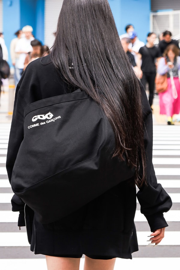 CDG comme des garcons Postman Bag Return Release Info