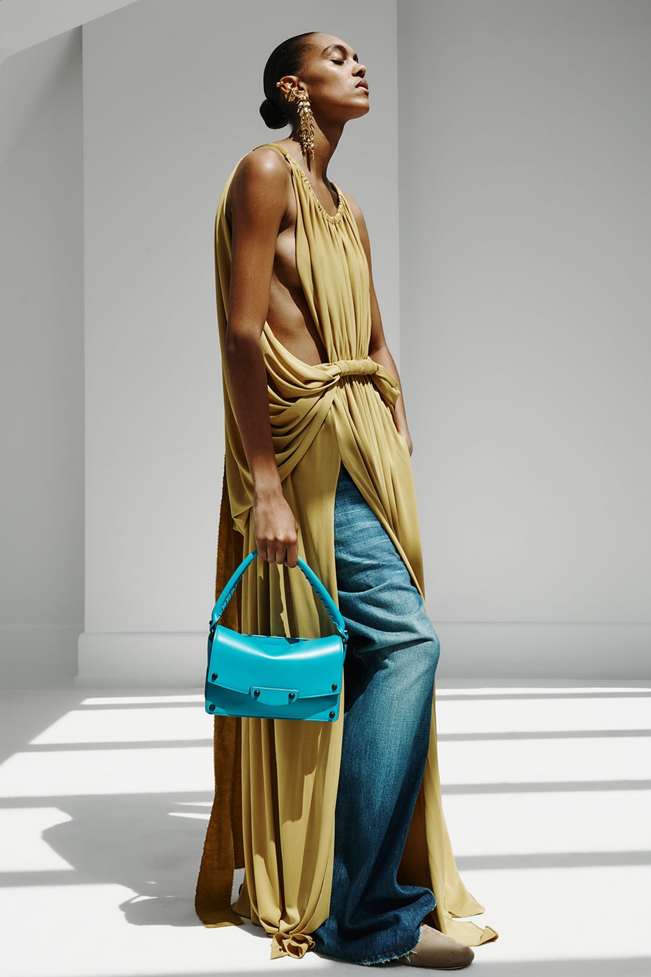 Balenciaga Unveils Spring 2027 Exploring the Concept of "Unsized" pierpaolo piccioli