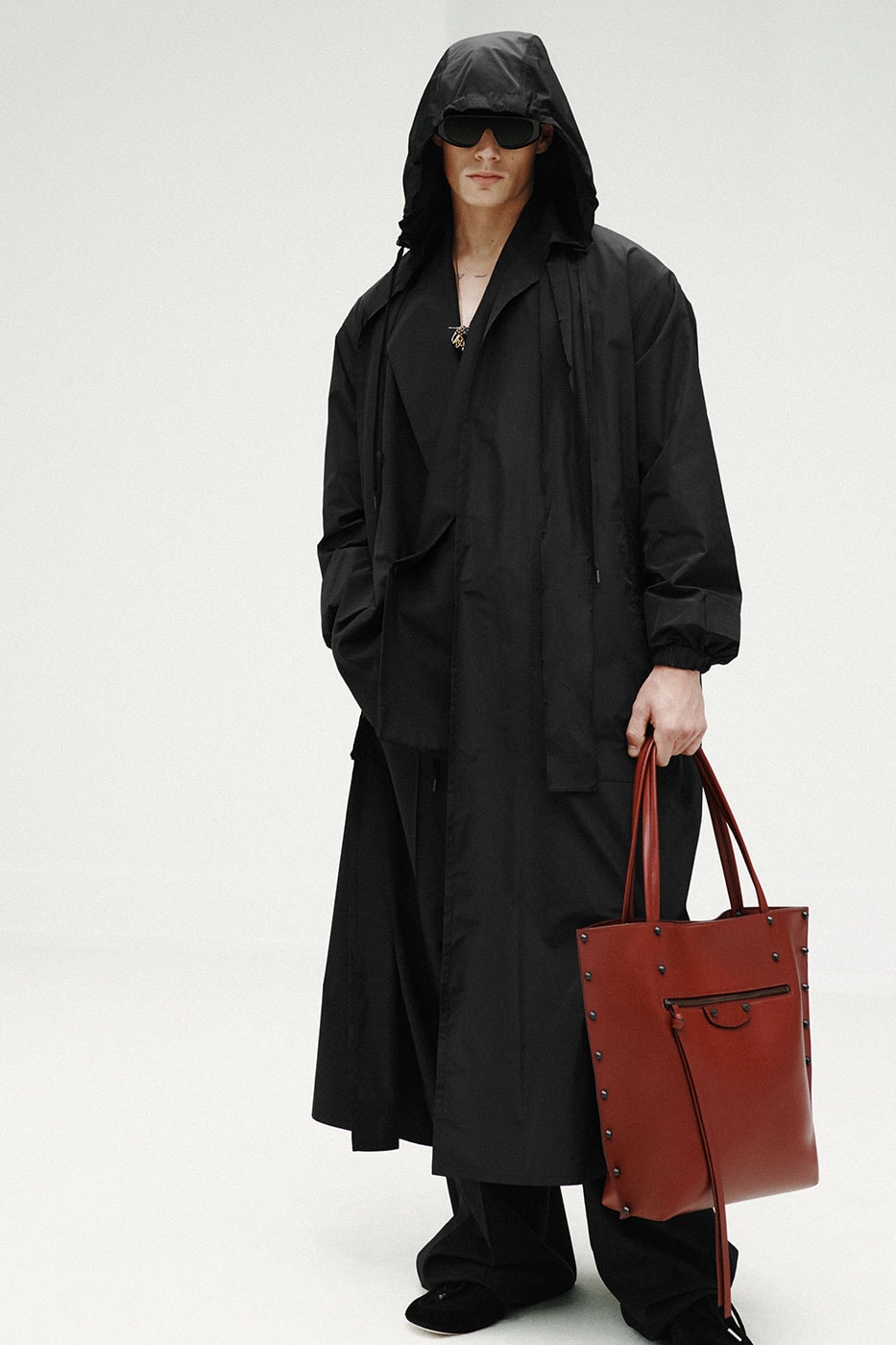 Balenciaga Unveils Spring 2027 Exploring the Concept of "Unsized" pierpaolo piccioli