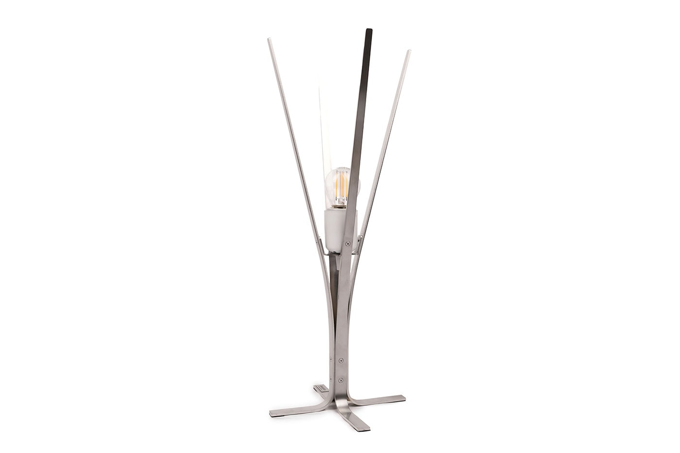 JiyongKim Celebrates 5th Anniversary With Exclusive Sun-Bleached Floor Lamp