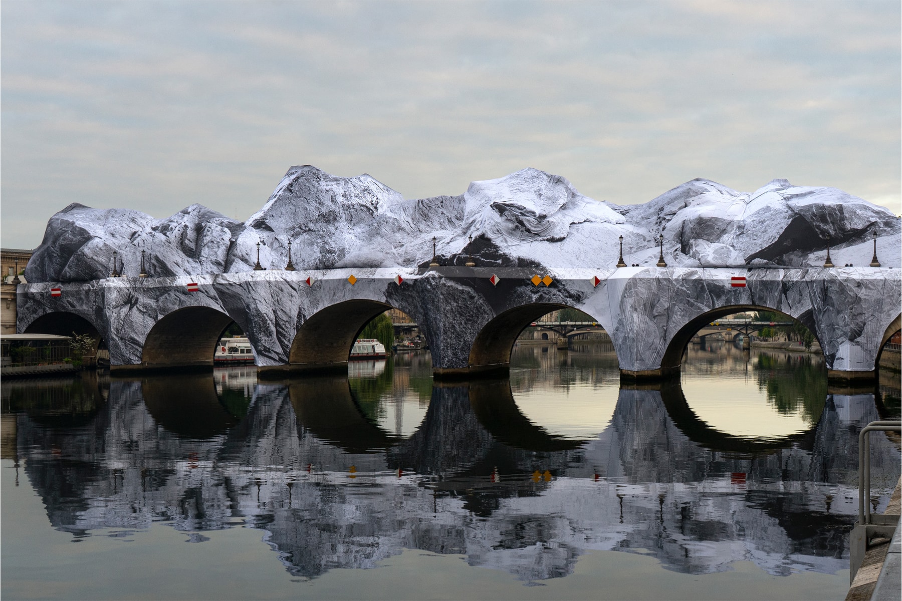 JR Christo Jeanne Claude Pont Neuf Installation Art Artworks Thomas Bangalter Paris