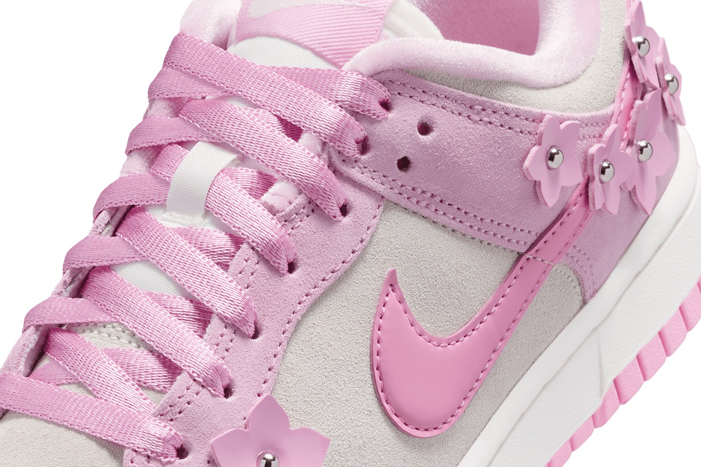 Nike Dunk Low Pink Flowers IV4726-600 Official Images
