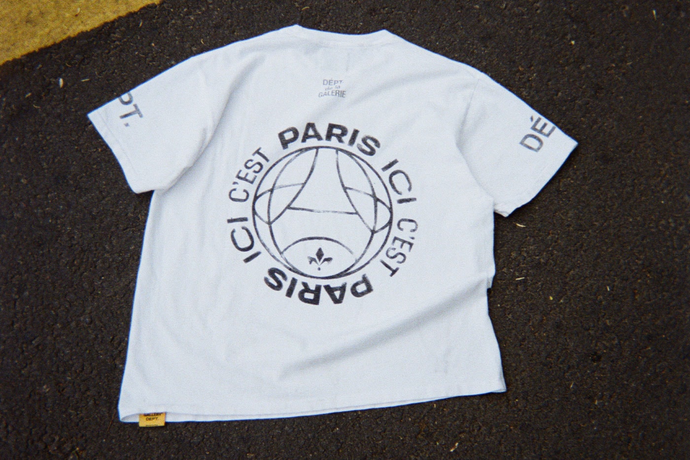 Gallery Dept. and Paris Saint-Germain Unveil Limited-Edition "I Love Paris" T-Shirt ici cest paris