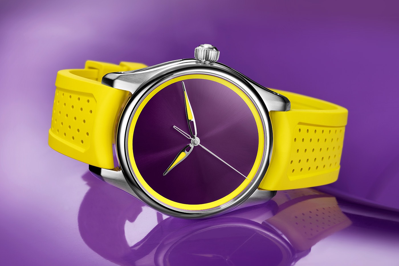 H. Moser & Cie. Pioneer Centre Seconds Sun Berry Release Info ‭3201-1203‬ HMC 201 automatic calibre