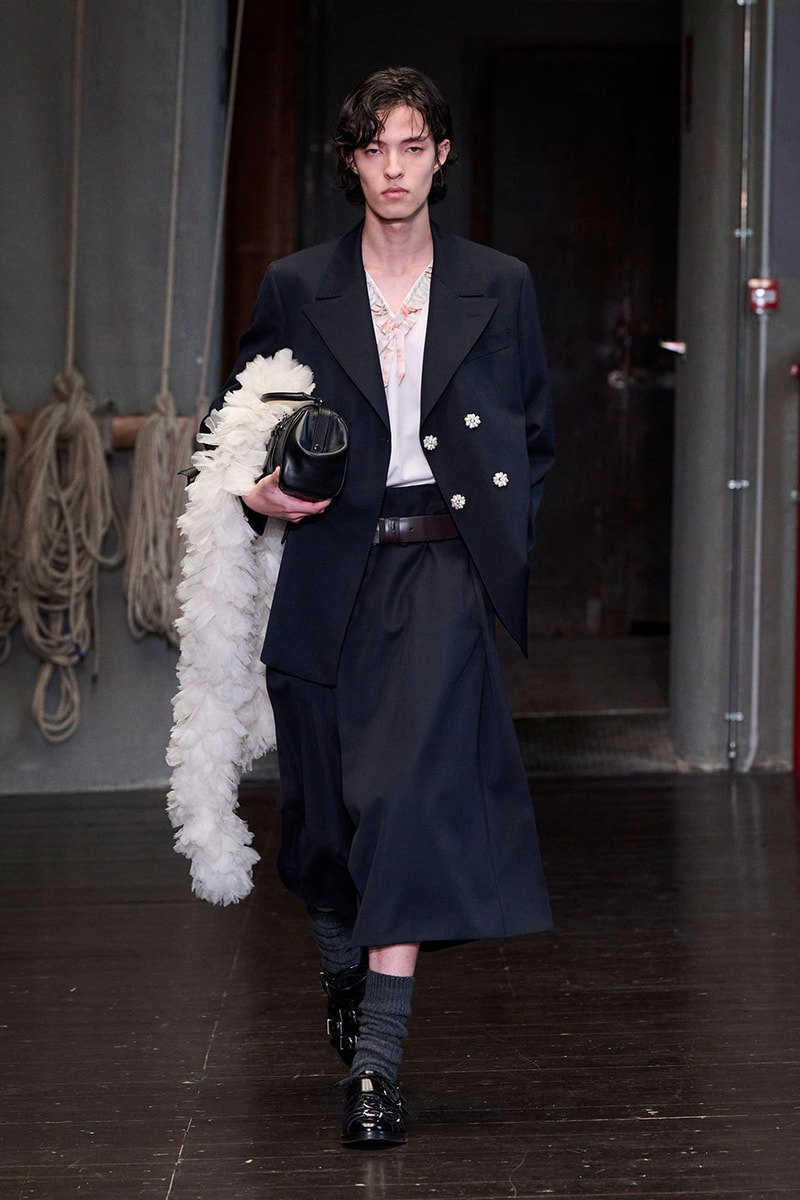 Simone Rocha Debuts Inaugural Men's Collection for SS27 pitti uomo 110 florence debut mens collection