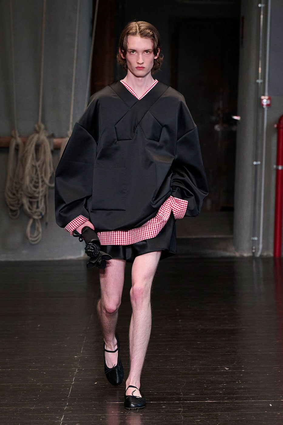 Simone Rocha Debuts Inaugural Men's Collection for SS27 pitti uomo 110 florence debut mens collection