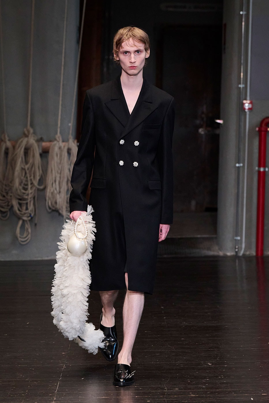 Simone Rocha Debuts Inaugural Men's Collection for SS27 pitti uomo 110 florence debut mens collection