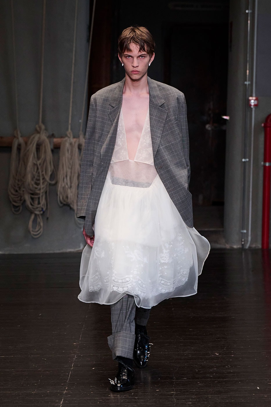 Simone Rocha Debuts Inaugural Men's Collection for SS27 pitti uomo 110 florence debut mens collection
