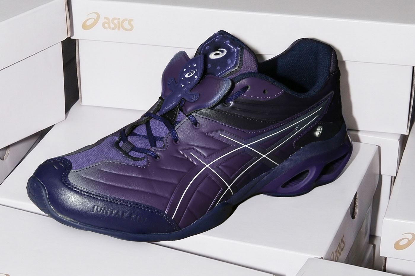 ASICS and JUNTAE KIM Announce Collaborative GEL-KINETIC FR
