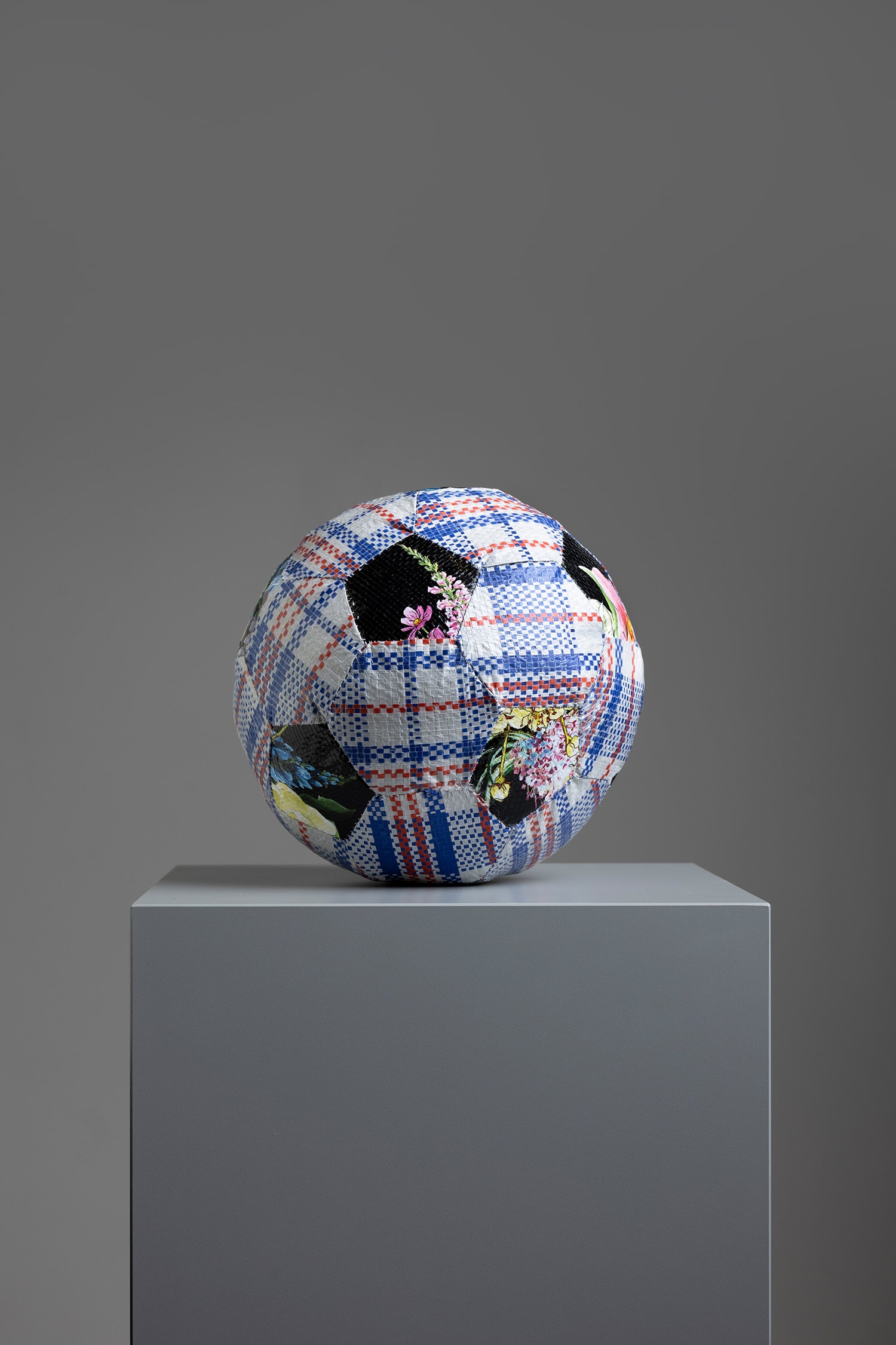 IMAZ Foundation Chapter One Exhibition Auction Art Artworks NYC World Cup Dustin Yellin Lucia Hierro Jamel Robinson Sebastian Errazuriz Ryan Schneider Soraya Abu Naba’a Vincent Beaurin Wes Aderhold Jose Duran Maya Makino Diana Rowe