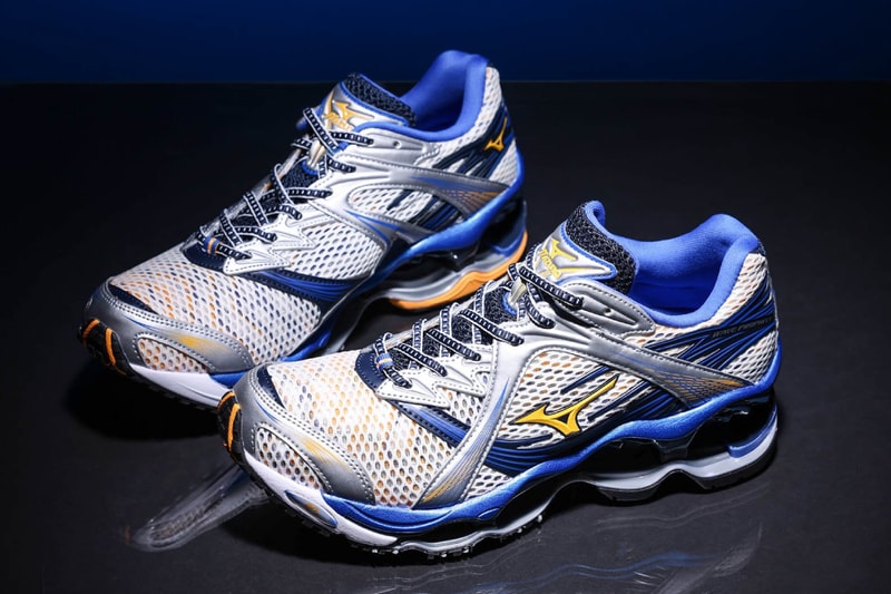 Mizuno WAVE PROPHECY 1 “Yellow/Blue” D1GA265501  “Red/Gold” D1GA265101 Campaign Images Release Info 