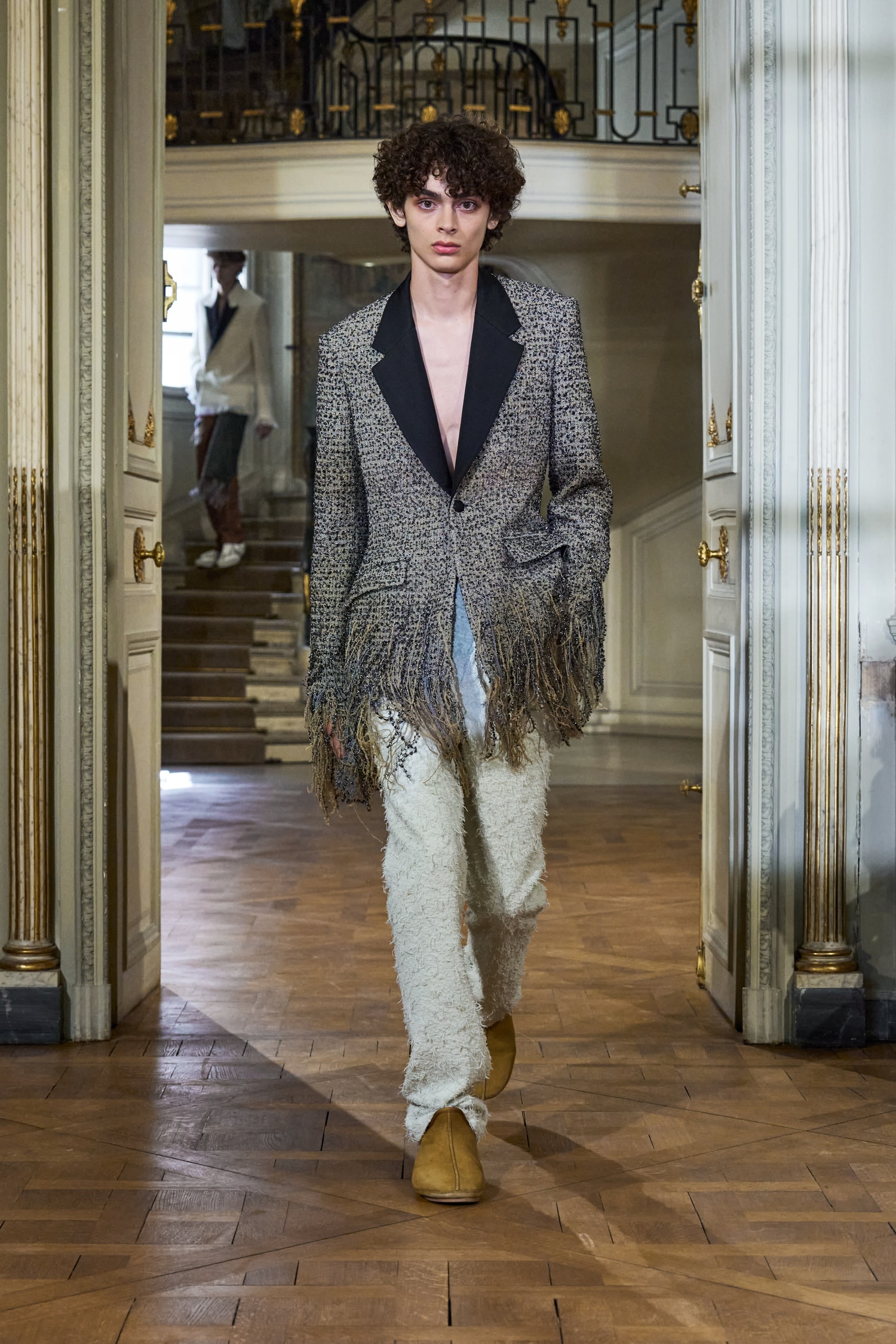 Dior Men Summer 2027 Collection Paris Fashion Week Runway Show Info