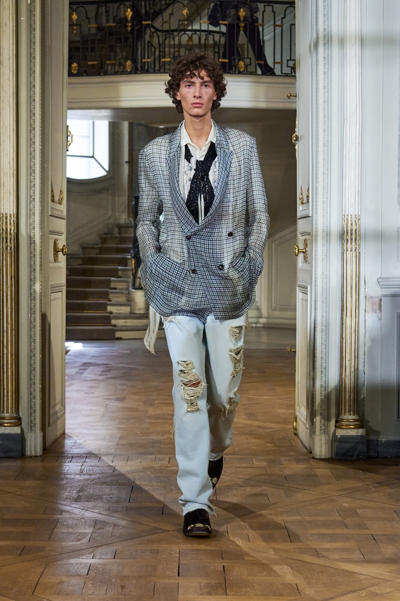 Dior Men Summer 2027 Collection Paris Fashion Week Runway Show Info