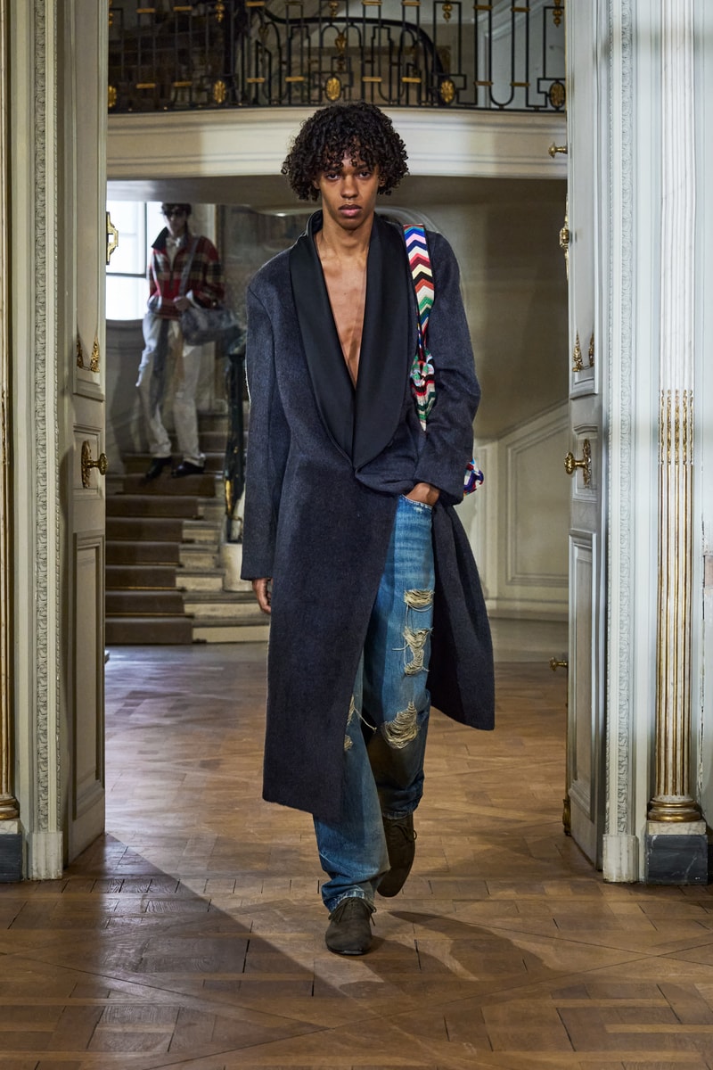 Dior Men Summer 2027 Collection Paris Fashion Week Runway Show Info