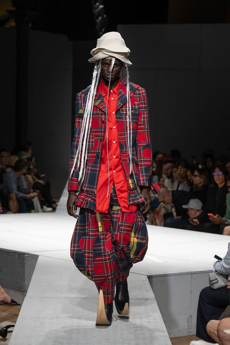 COMME des GARÇONS HOMME PLUS SS27 Debuts Dual-Act Show "If The War Were To End.." rei kawakubo paris fashion week