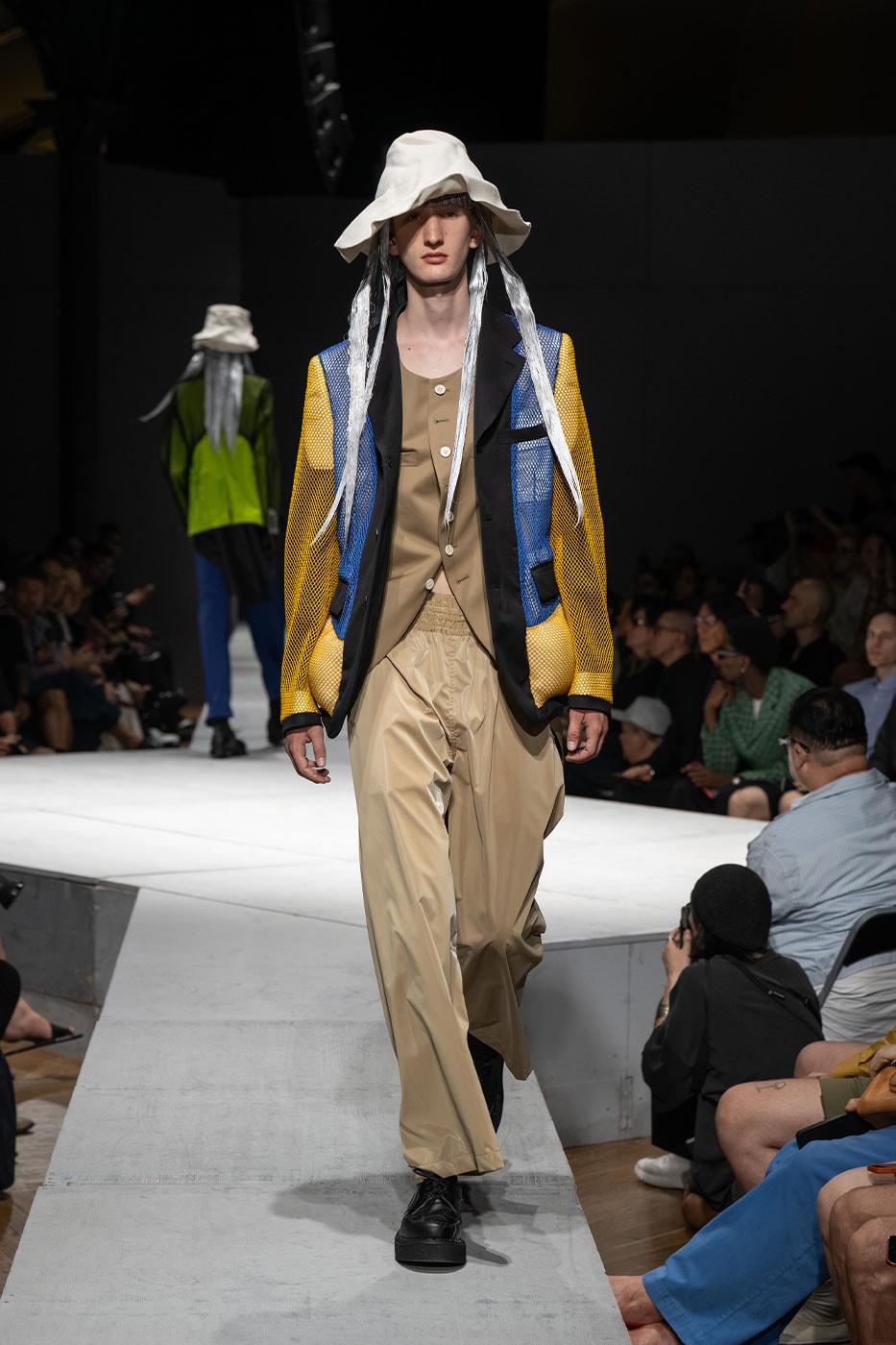 COMME des GARÇONS HOMME PLUS SS27 Debuts Dual-Act Show "If The War Were To End.." rei kawakubo paris fashion week