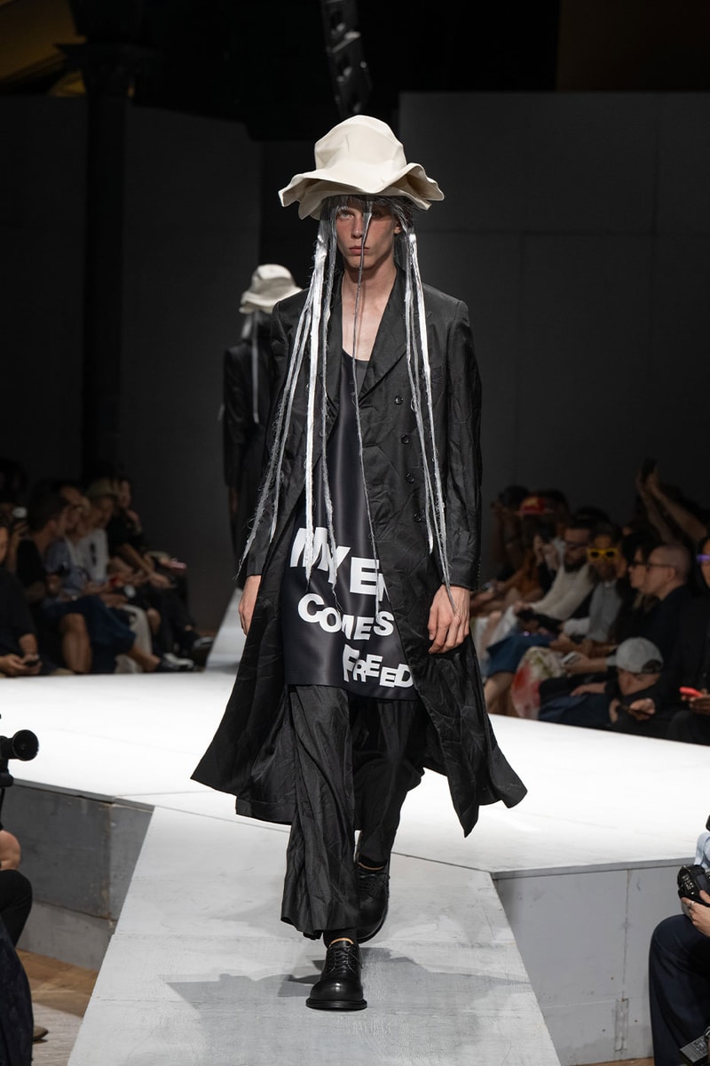 COMME des GARÇONS HOMME PLUS SS27 Debuts Dual-Act Show "If The War Were To End.." rei kawakubo paris fashion week