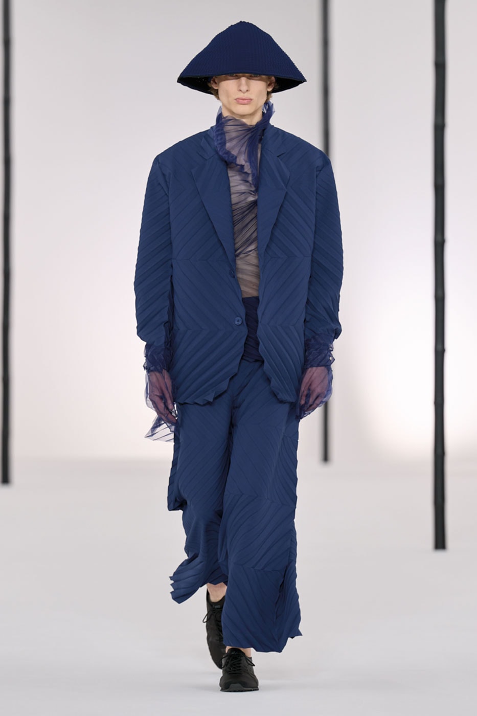IM MEN SS27 Explores East Asian Artistry in "In Praise of Bamboo Shadows" ASICS sportstyle 