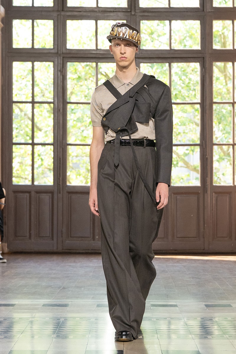 JUNYA WATANABE MAN SS27 Blends Streetwear Icons and Luxury Tailoring Under "BLING BLING BLING" Theme paris fashion week spring summer 2027 runway Kappa  Needles  Carhartt  Levi’s  Luigi Borrelli  Guy Rover  Maria Santangelo  INNERRAUM  47  HIDDEN   Union LA  DHL  Flake  New Balance  Heinrich Dinkelacker  Tricker's 