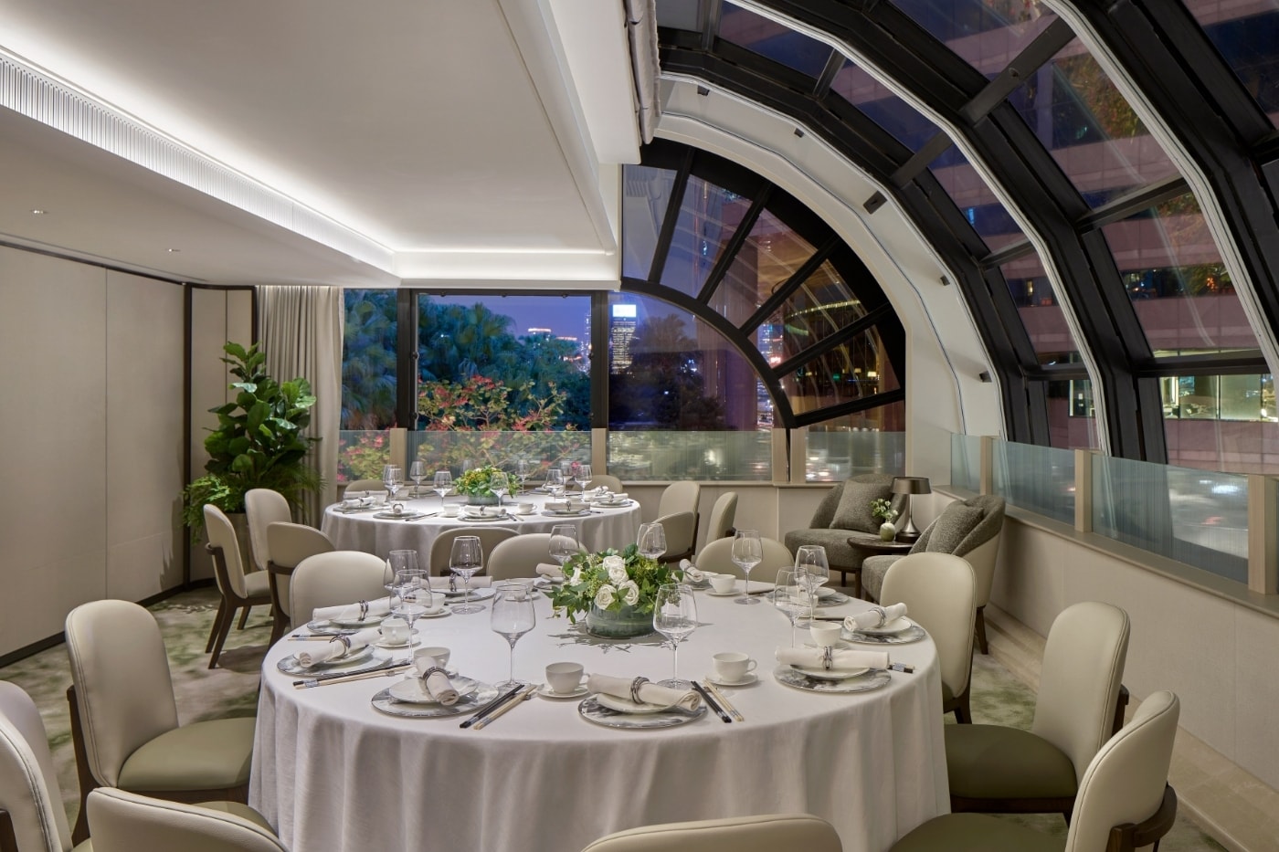 Shanghai Plus Rare Eight-Hands Collaboration Menu Wan Chai Hong Kong Poon Chun Chiu Michelin-starred chefs Chao Shang Chao He Zhujun Chef Tsang Chiu
