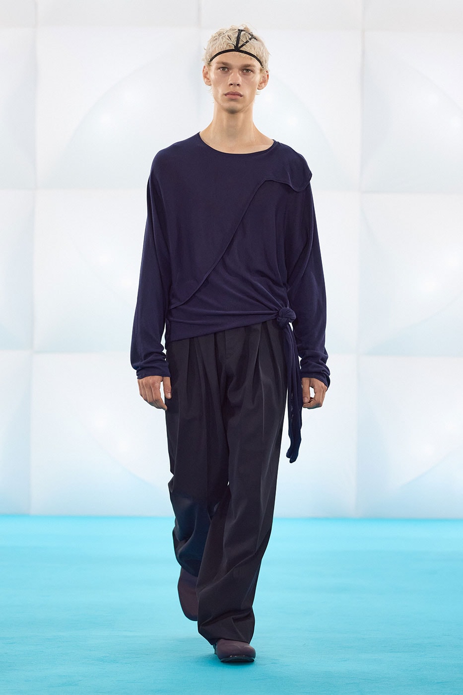 Kiko Kostadinov SS27 Distorts Materiality With "EXTROFLEXION" crocs oakley collaboration 