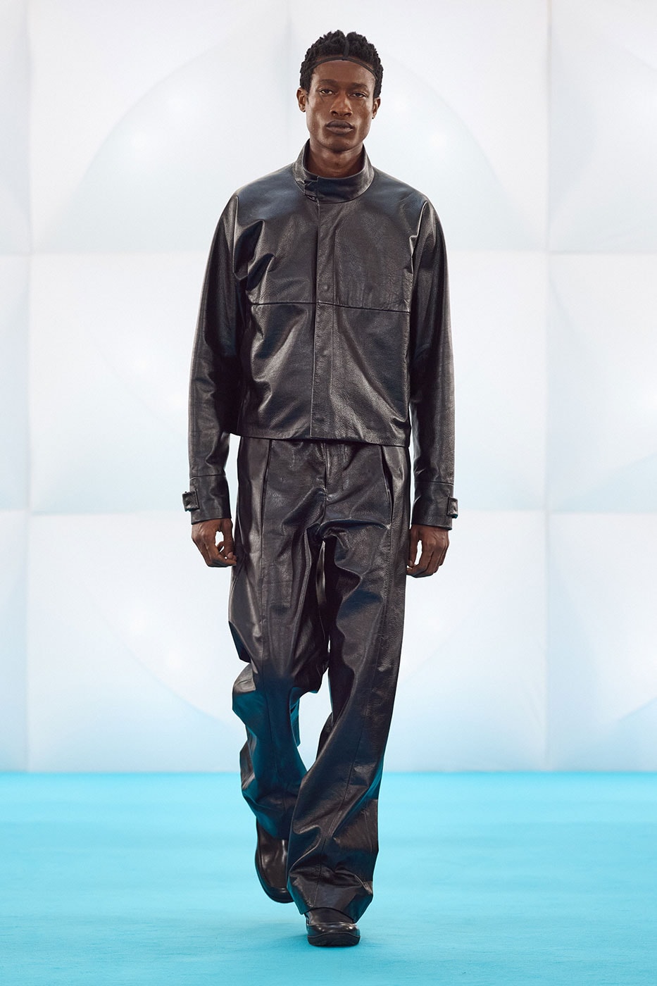 Kiko Kostadinov SS27 Distorts Materiality With "EXTROFLEXION" crocs oakley collaboration 