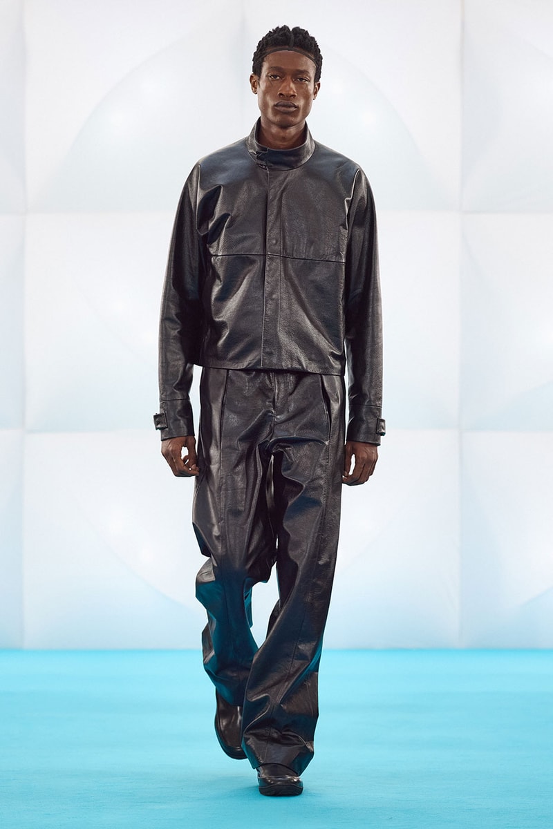 Kiko Kostadinov SS27 Distorts Materiality With "EXTROFLEXION" crocs oakley collaboration 