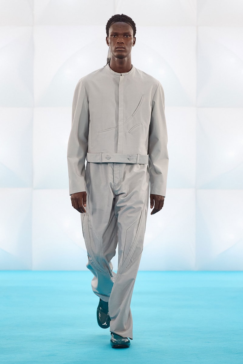 Kiko Kostadinov SS27 Distorts Materiality With "EXTROFLEXION" crocs oakley collaboration 