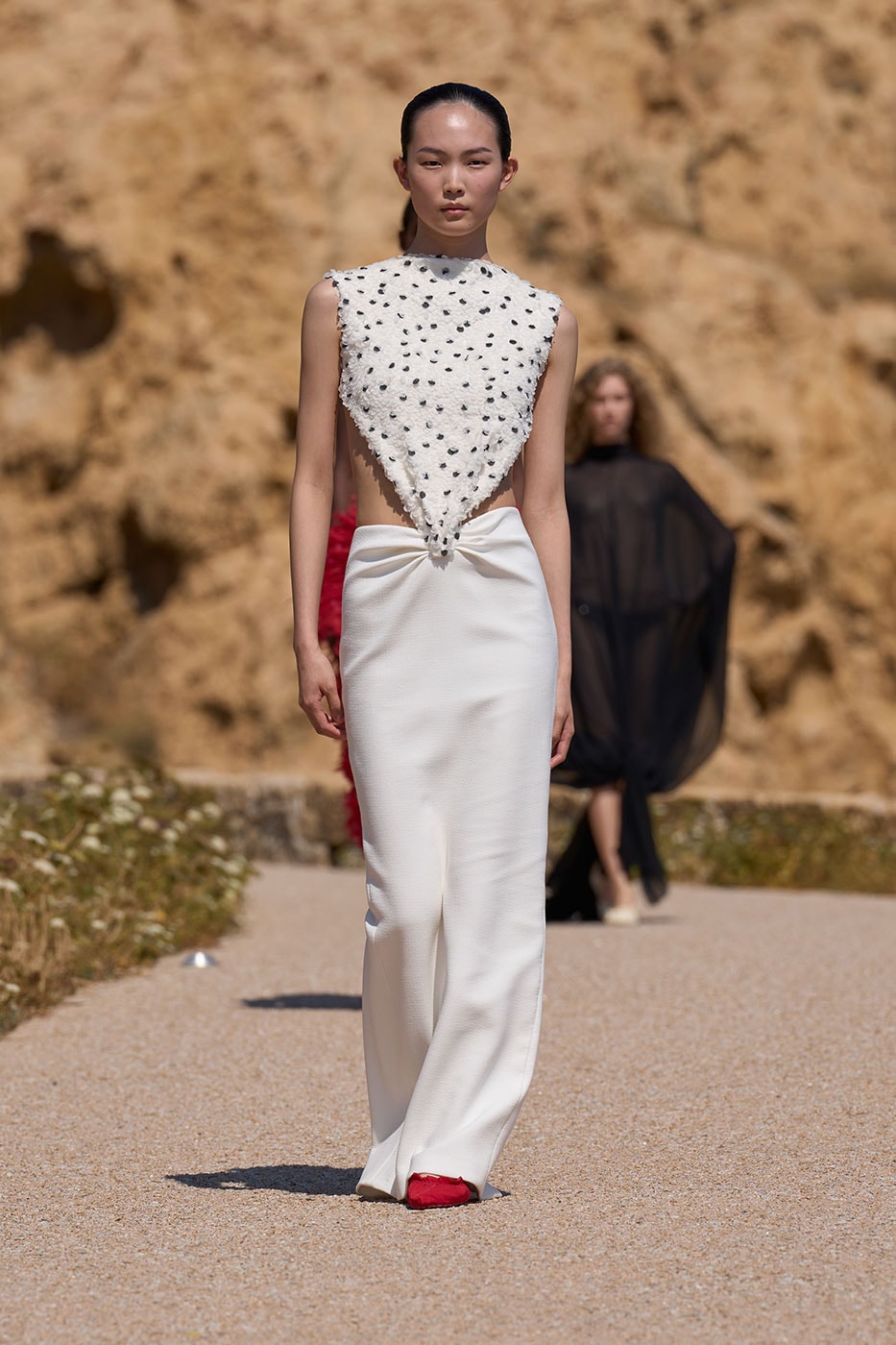 Jacquemus Captures Elemental Grace in Corsica With "Le Bonheur" corsica france ss27 spring summer 2027