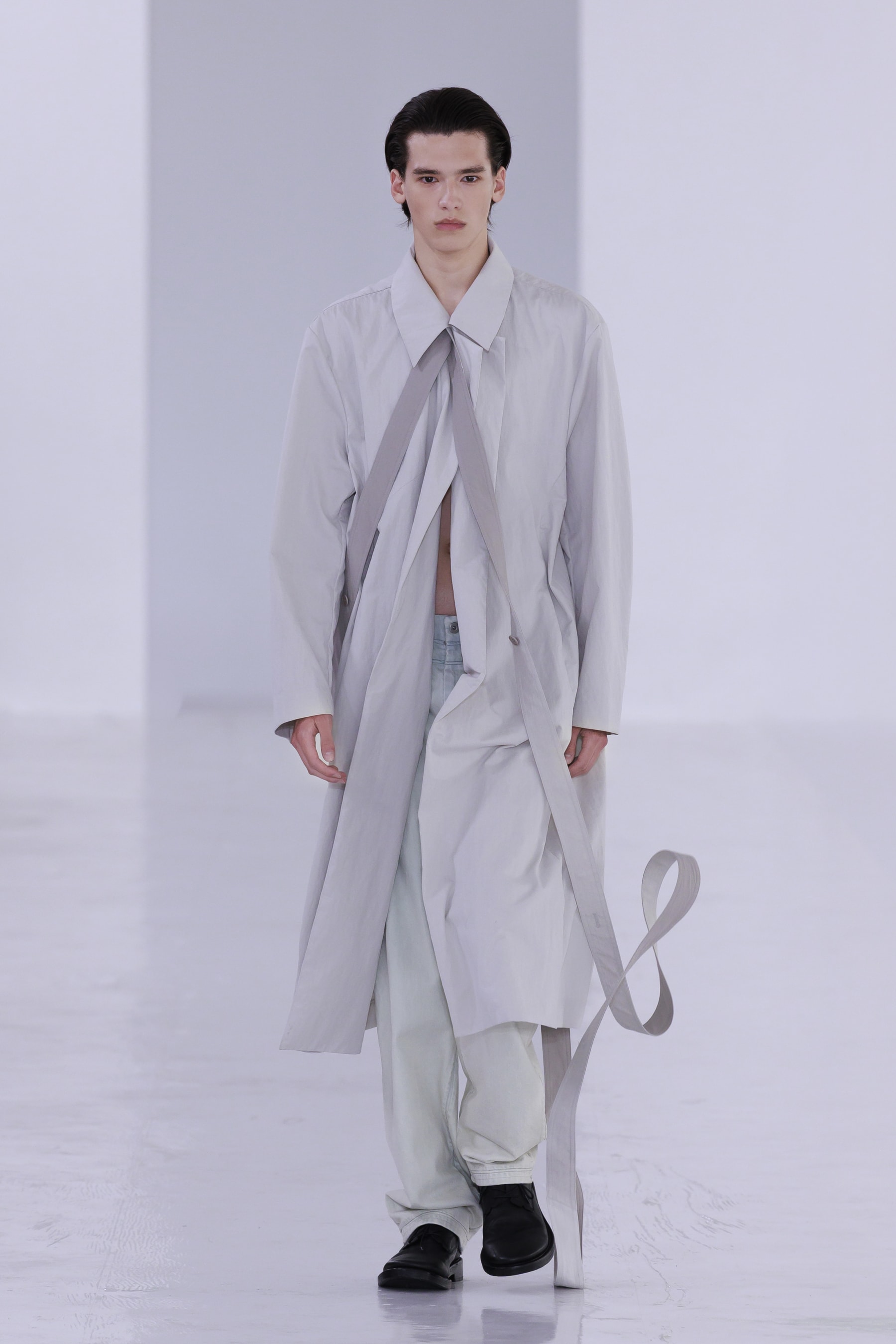 POST ARCHIVE FACTION PAF Spring/Summer 2027 Runway Collection Paris Fashion Week SS27  Dongjoon Lim