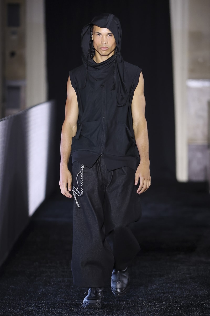 Y-3 Spring/Summer 2027 Runway Collection Paris Fashion Week Yohji Yamamoto adidas  Y-3 STAN SMITH SQ Y-3 STAN SMITH LO PRO Y-3 YAKUTAT