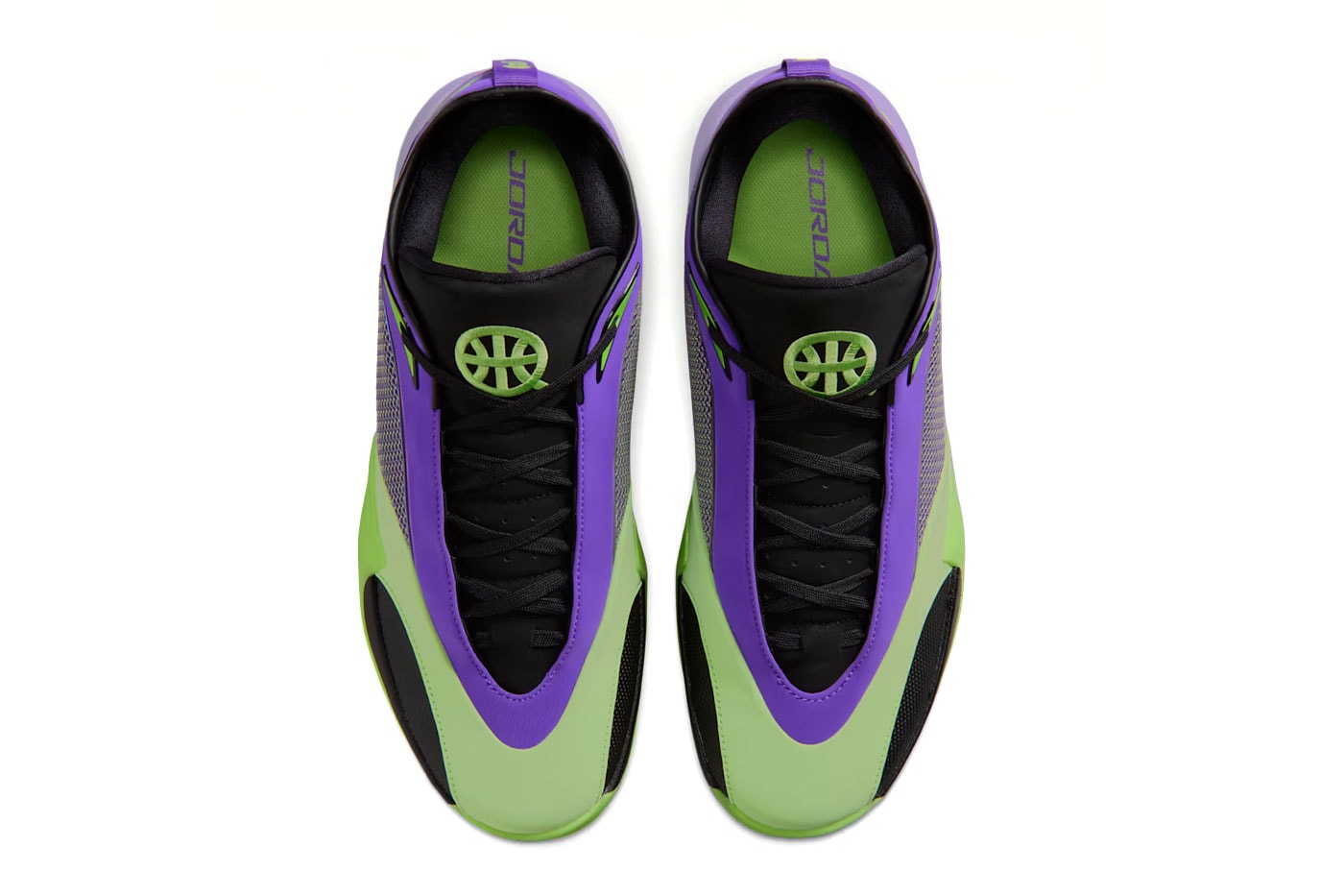 Official Look at the Jordan Triangle "Quai 54" IO3375-500 jordan brand basketball shoe