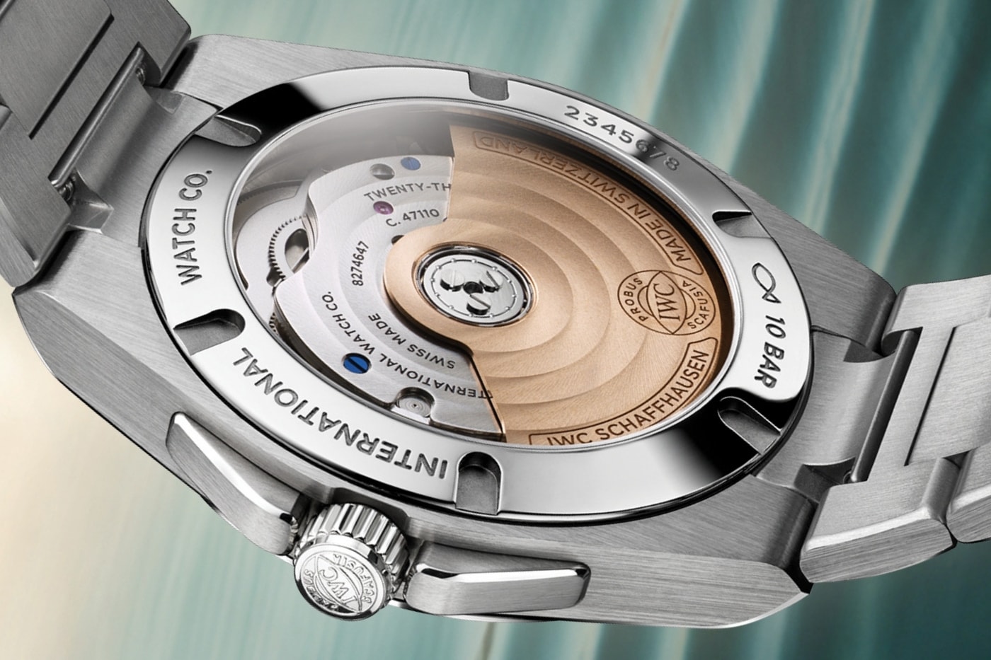 IWC Schaffhausen Ingenieur Automatic 35 Pool Blue IW324902 Release Info Gérald Genta