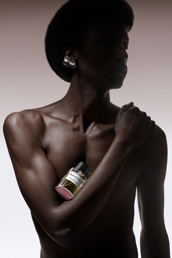 Acne-Studios-Éditions-de-Parfums-Frédéric-Malle-perfume-body-wash-body-milk-collaboration-Release-Info