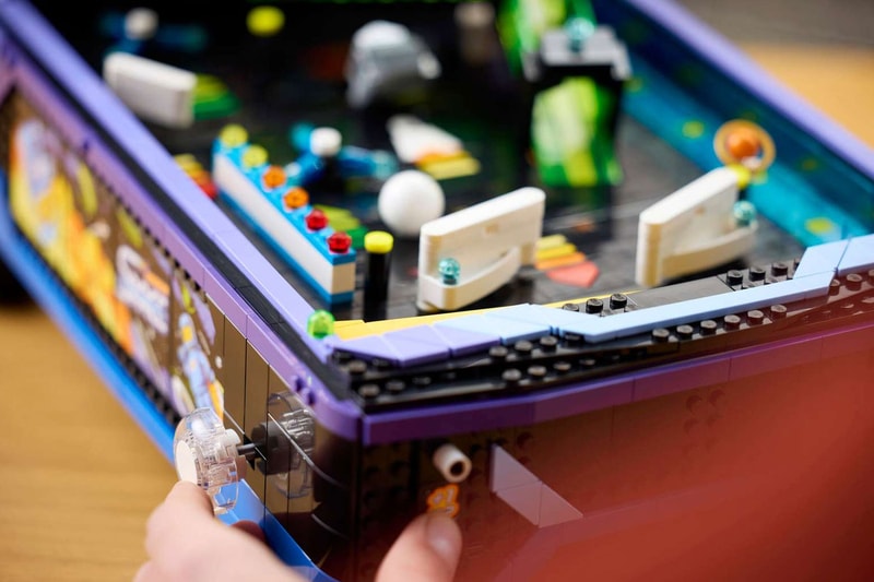 LEGO's "Arcade Pinball Machine" Translates 2,274 Bricks Into a Functional Retro Tabletop