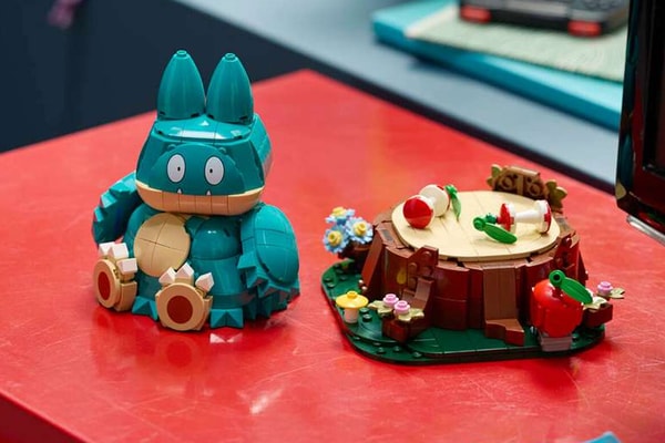 LEGO Expands Its Pokémon Lineup With the Immersive Munchlax Model Kit 