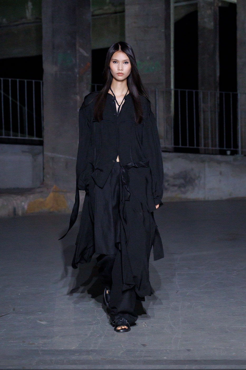 Songzio Debuts Avant-Garde SS27 "IMPAVIDE" Collection jay songzio