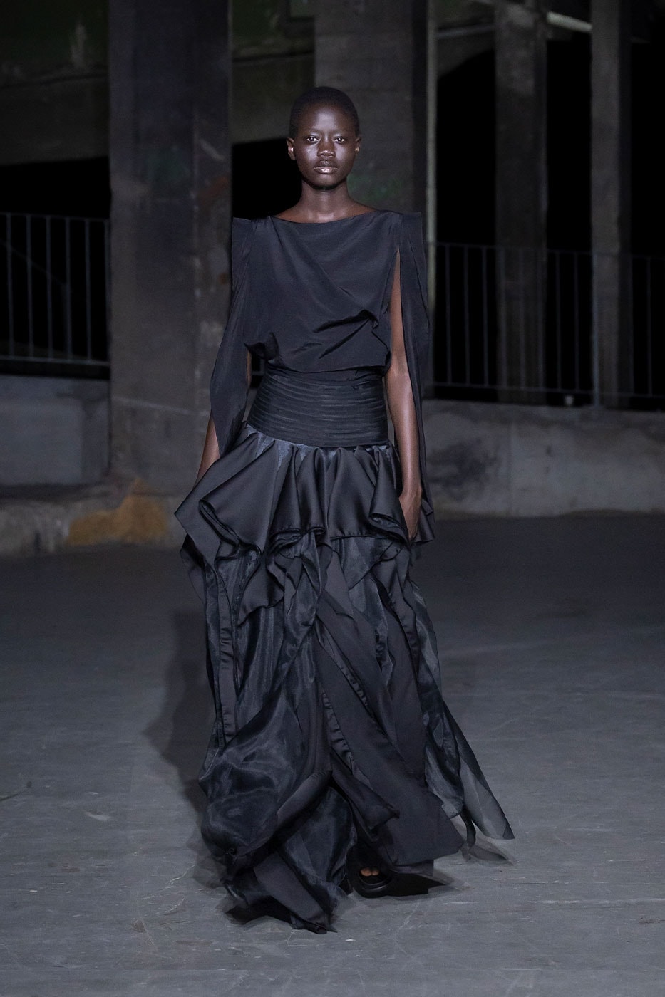 Songzio Debuts Avant-Garde SS27 "IMPAVIDE" Collection jay songzio