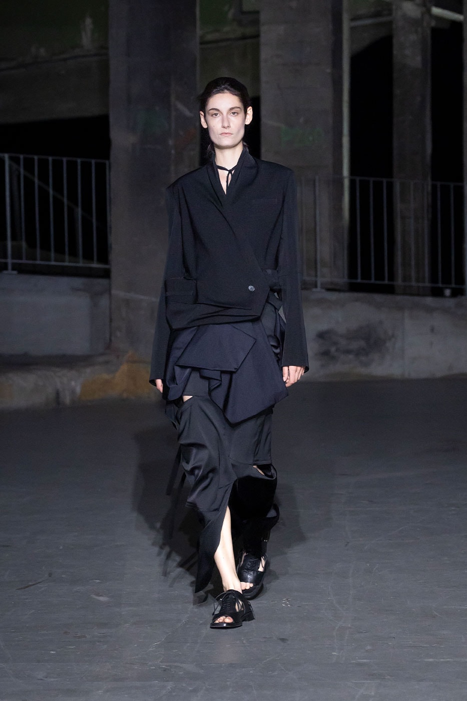 Songzio Debuts Avant-Garde SS27 "IMPAVIDE" Collection jay songzio