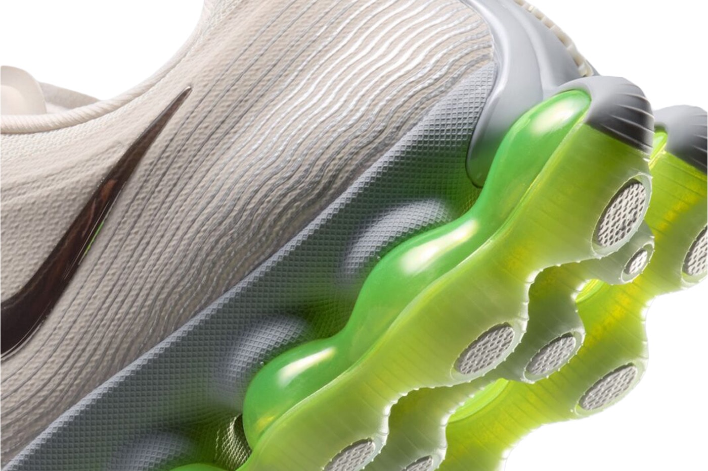 Nike Air Liquid Max Light Bone IQ7635-005 Official Images