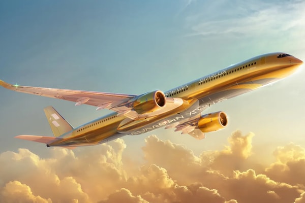 STARLUX Airlines AIRSORAYAMA Airbus A350-1000 Aircraft Hajime Sorayama Collaboration Info Pantone Mankiewicz