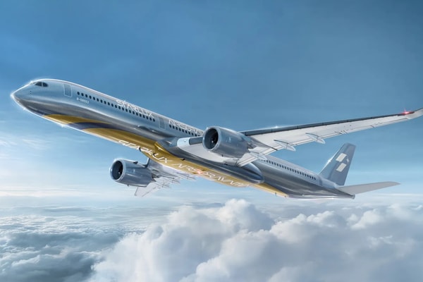 STARLUX Airlines AIRSORAYAMA Airbus A350-1000 Aircraft Hajime Sorayama Collaboration Info Pantone Mankiewicz