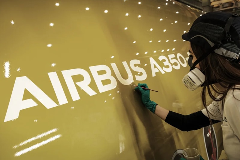 STARLUX Airlines AIRSORAYAMA Airbus A350-1000 Aircraft Hajime Sorayama Collaboration Info Pantone Mankiewicz