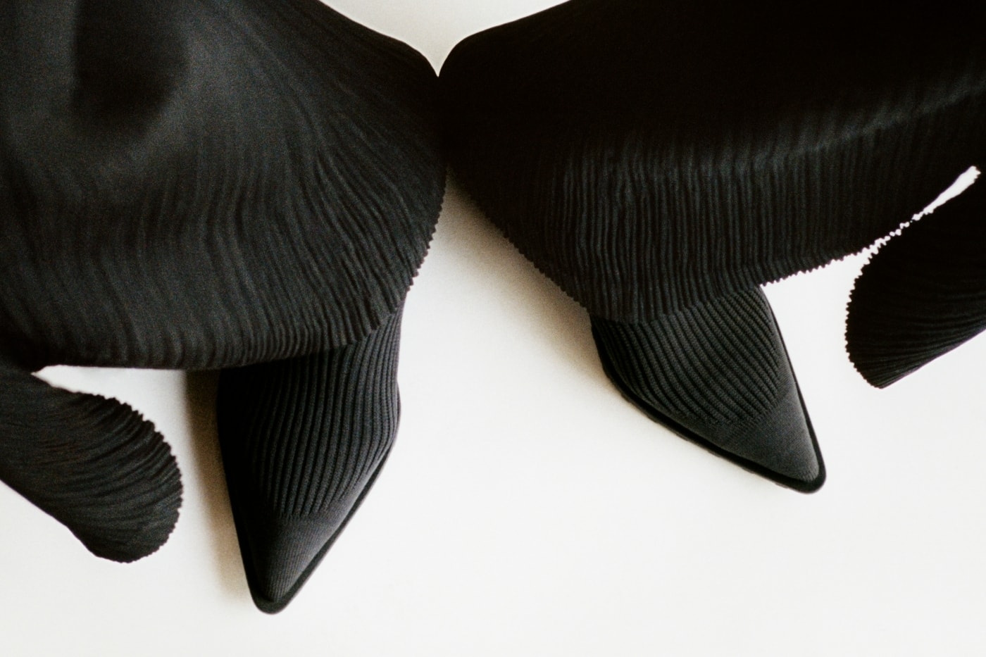 Camper x ISSEY MIYAKE Anna Collaboration Release Info Satoshi Kondo