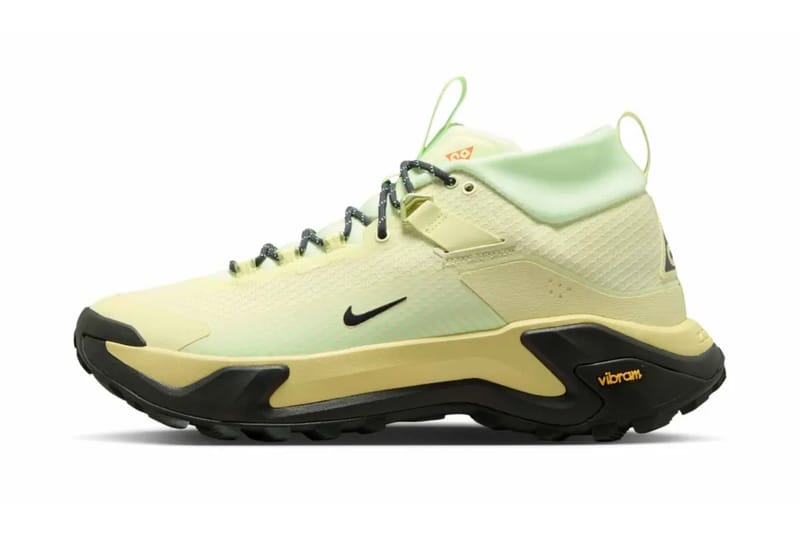 Official Look of the Nike ACG Zegama Hike in “Life Lime”